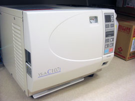 自動高圧蒸気滅菌器 YS-A-C107J (ユヤマ)